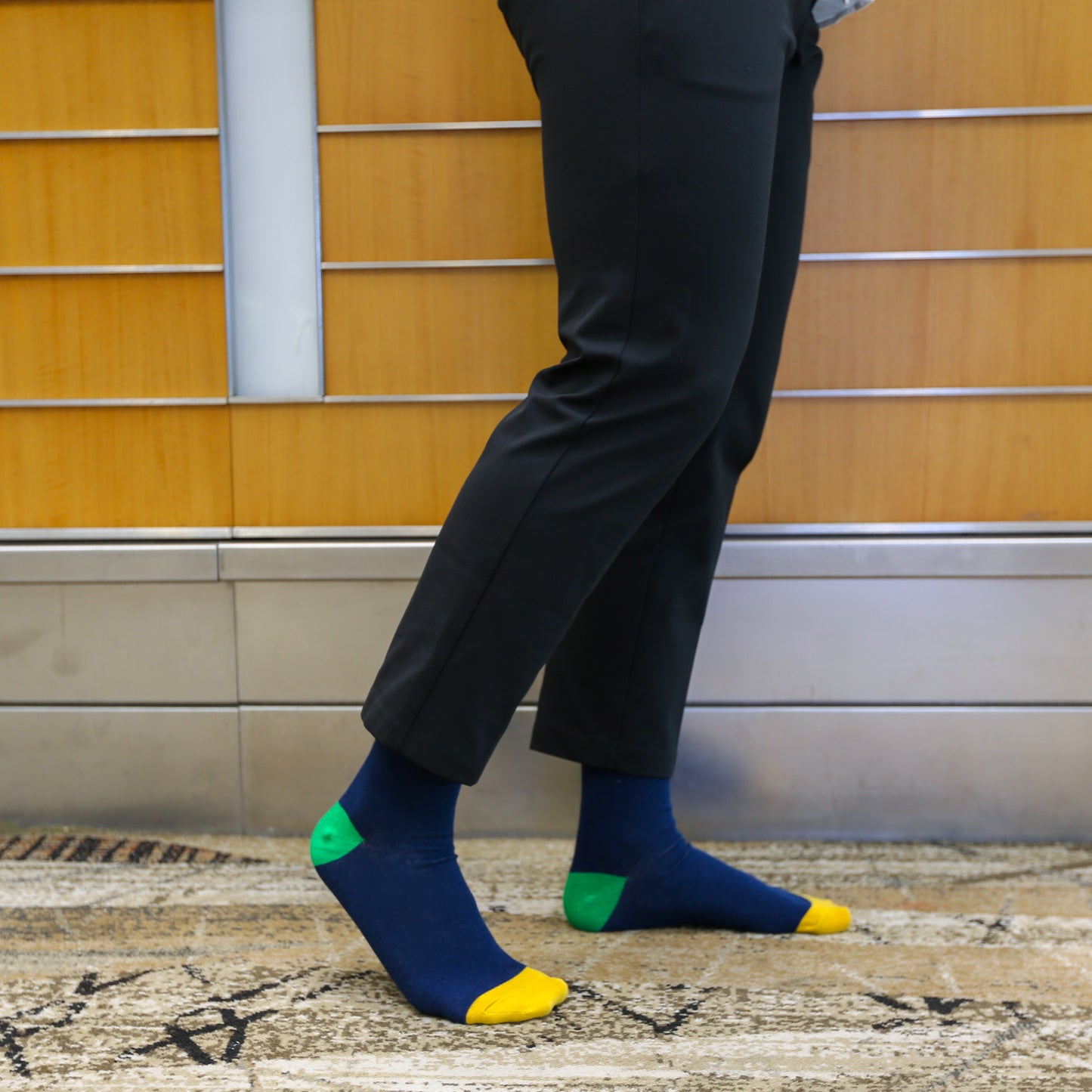 Essential (Navy) Socks