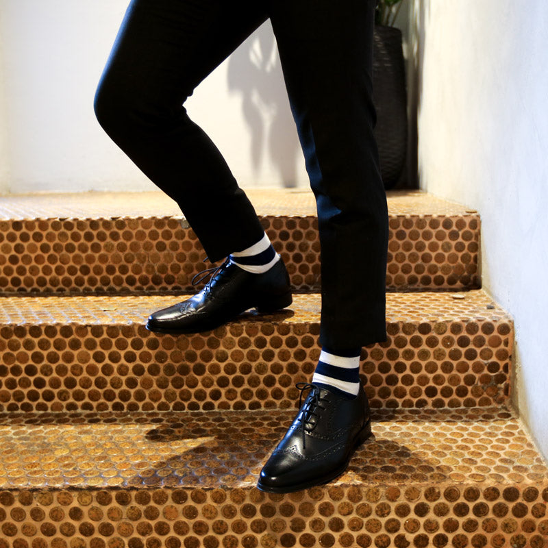 Shop online for high quality patterned crew socks, cool socks for men, ladies socks, dress socks and cotton socks.