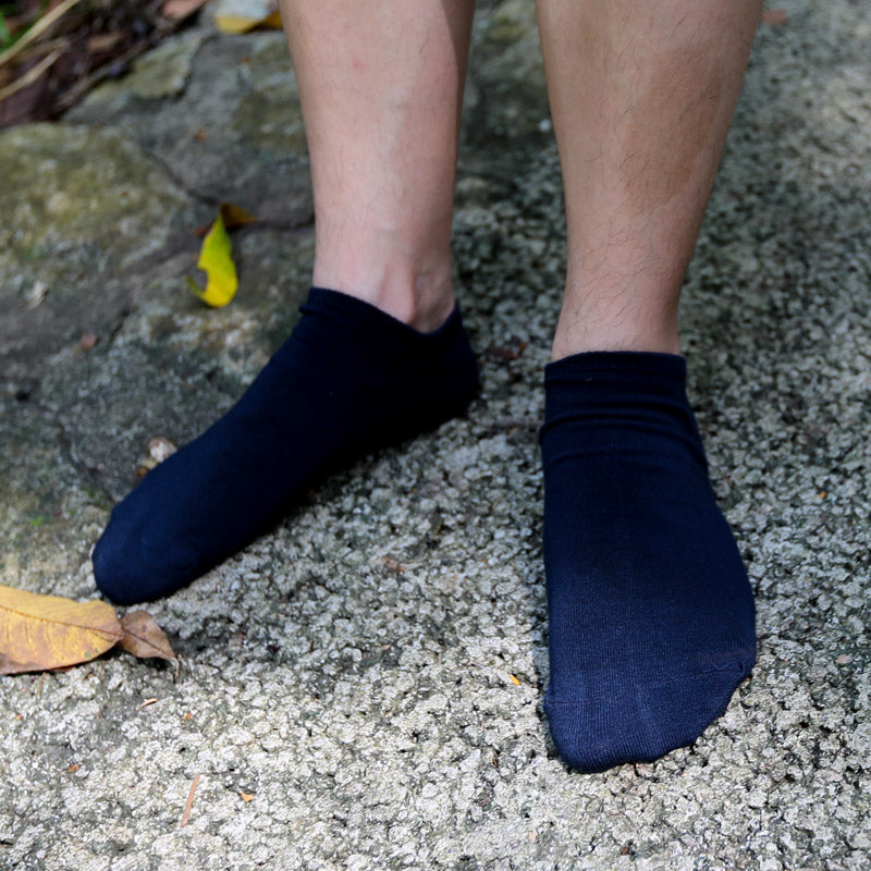 Shop online for high quality bamboo socks, ankle socks and sports socks for men.