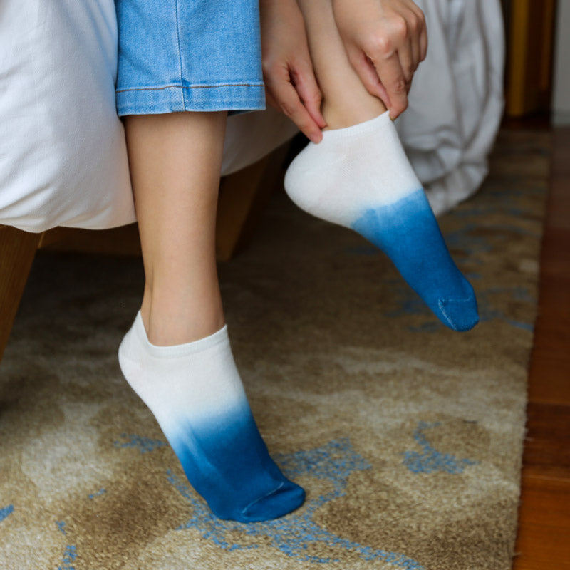 Shop online for high quality bamboo organic cotton sports socks, ladies socks, ankle socks and cool socks for men.